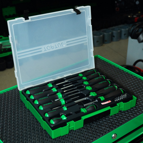 Набор отверток 20 ед. (HEX, PH, PZ, SL, SQ) в пластиковой коробке в Украине