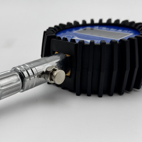 Манометр цифровой для проверки давления в шинах со шлангом 0-250 psi (17 bar) заказать